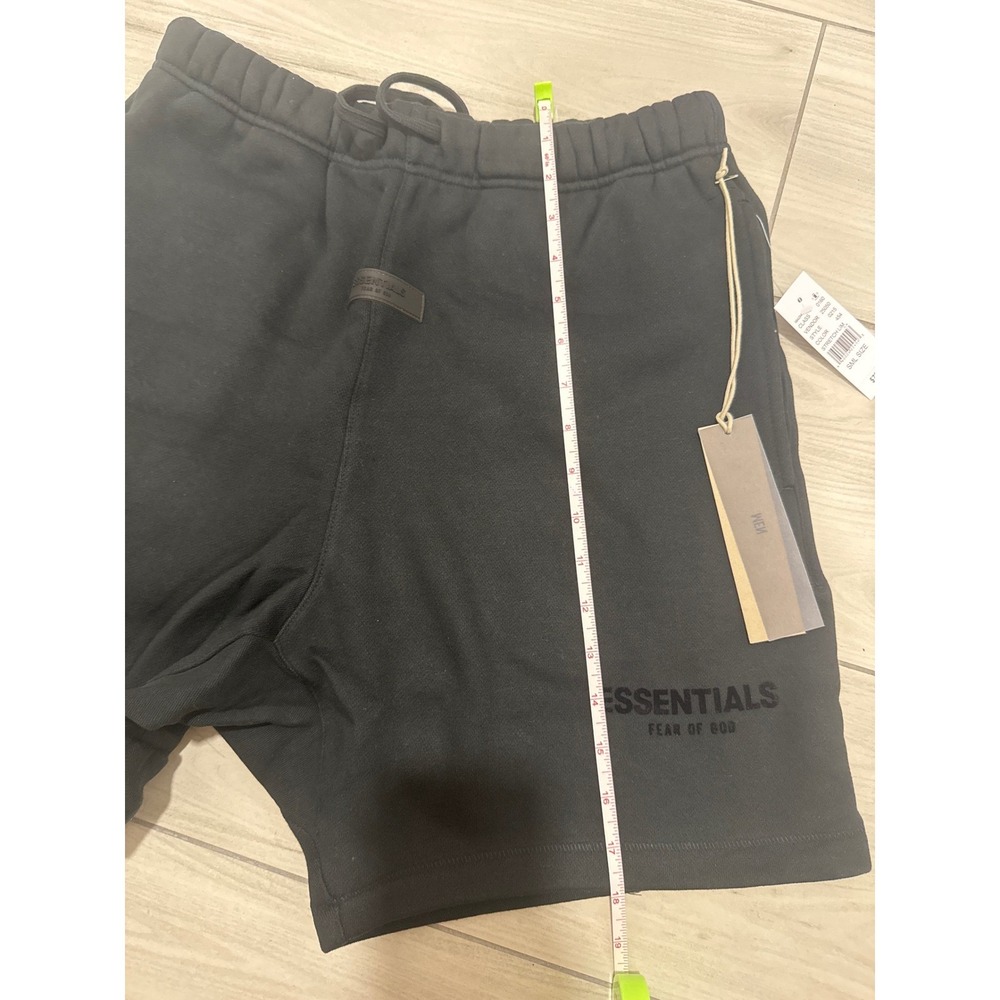 Fear of God Essentials Sweat Shorts Black Mens Size Small NWT - Picture 5 of 7
